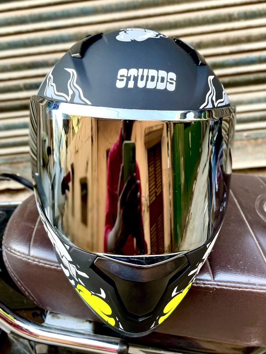 Studds Thunder Full D10 N2Cool Grey DOT Approved Full Face Helmet