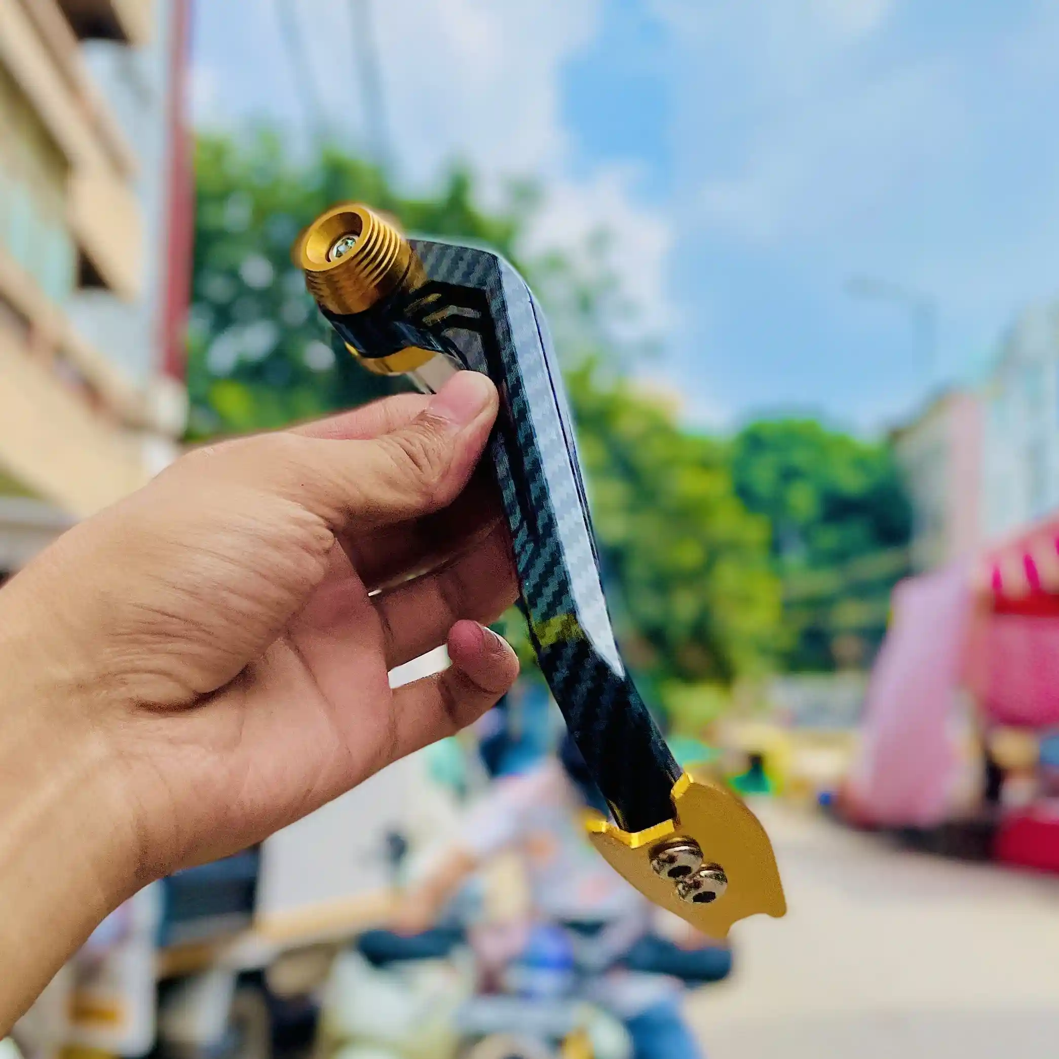 20240929_073310686_iOS