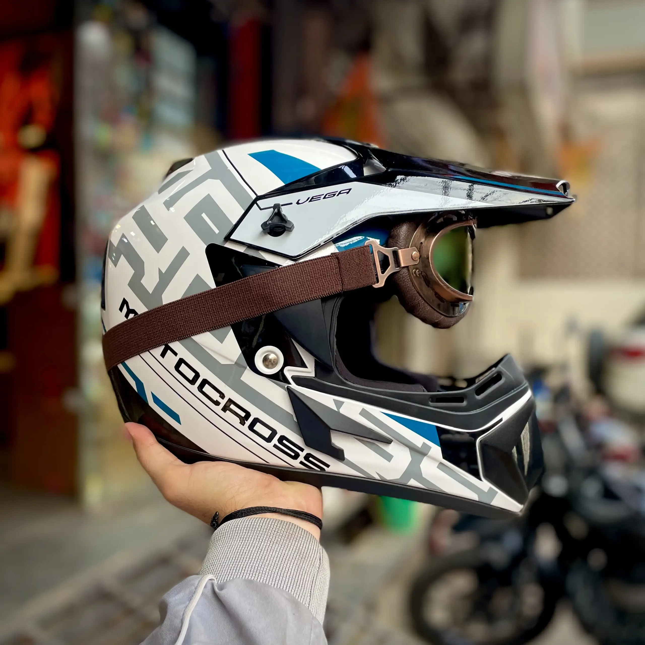 20241208_101537906_iOS