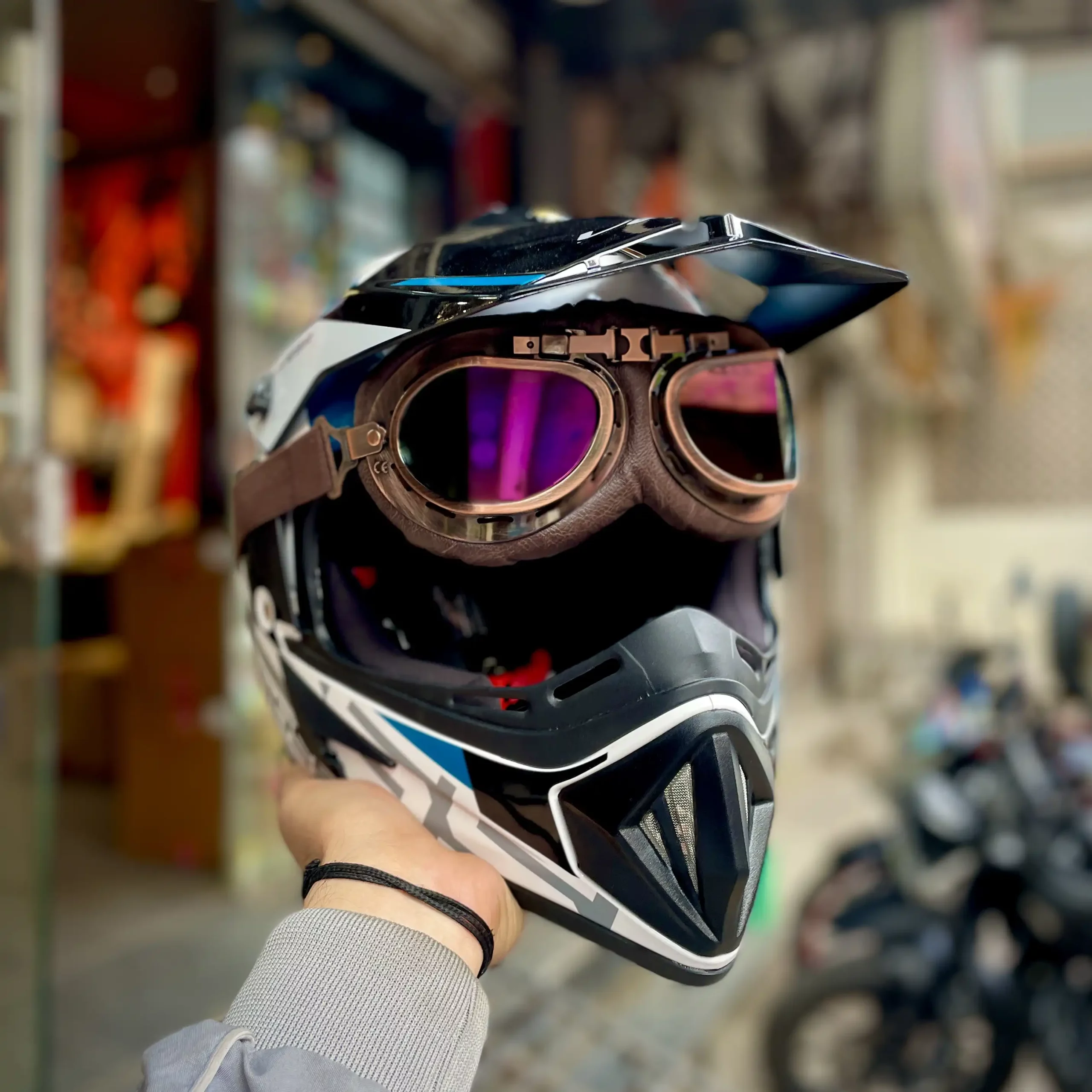 20241208_101603406_iOS